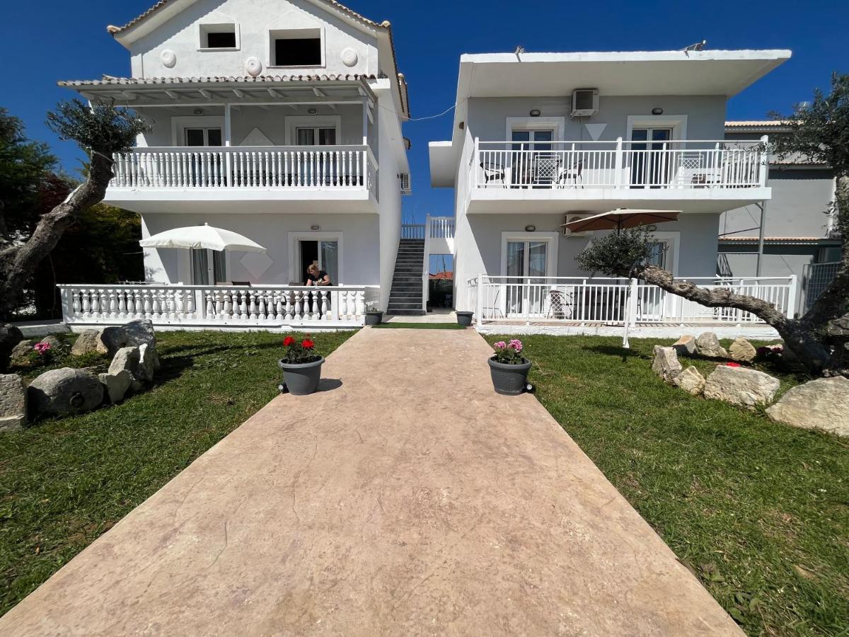 Villa Antonis Deluxe Apartments Амуди Экстерьер фото