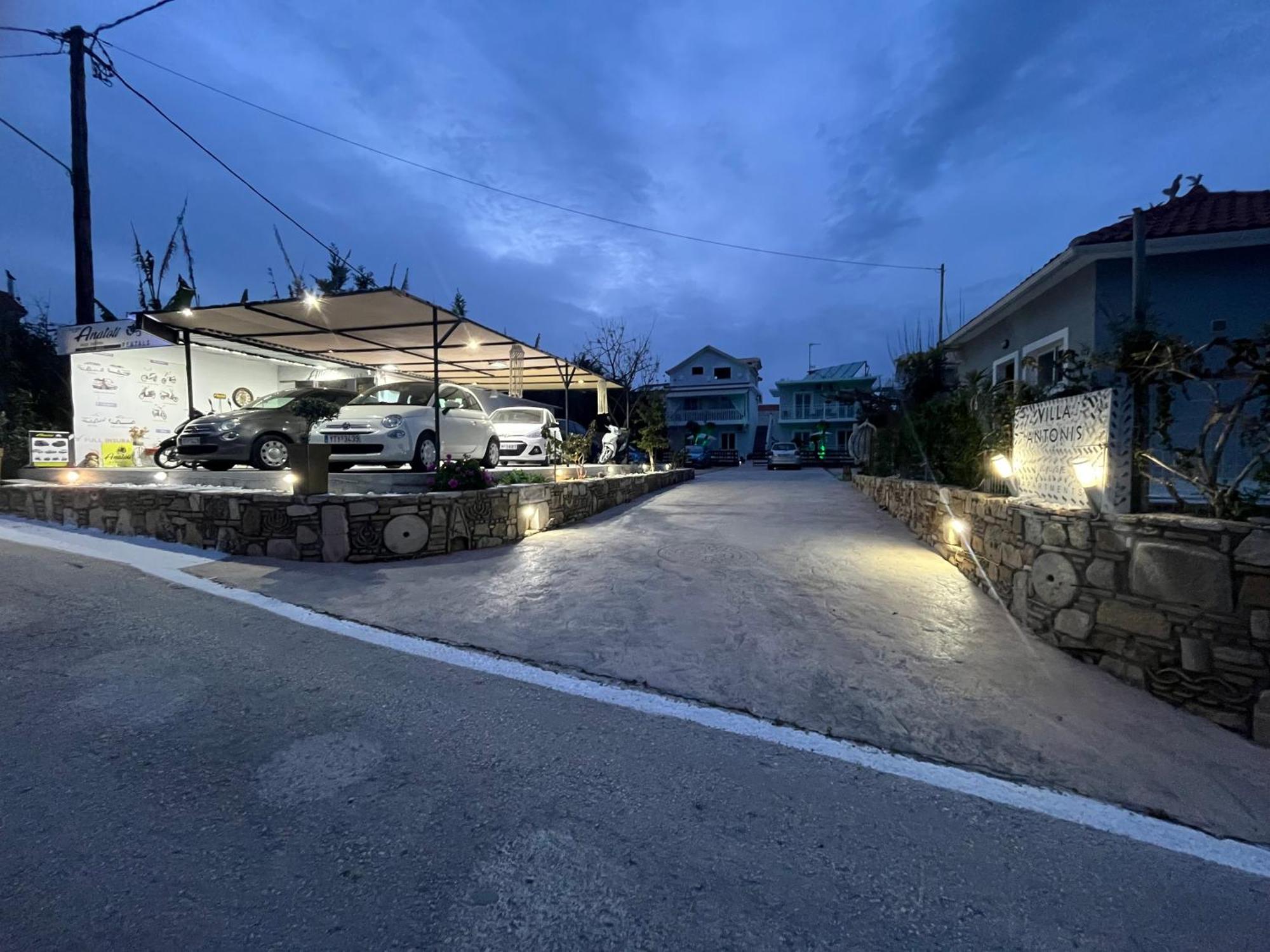 Villa Antonis Deluxe Apartments Амуди Экстерьер фото