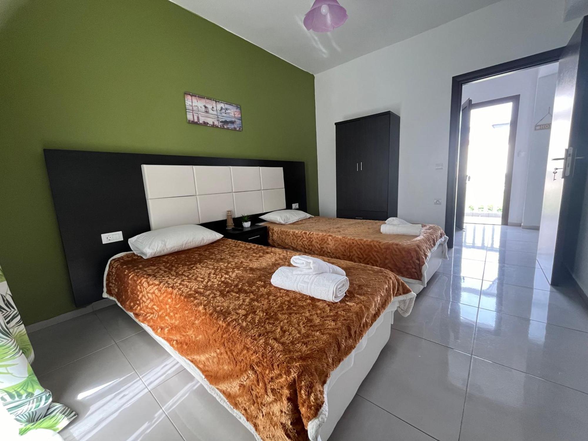 Villa Antonis Deluxe Apartments Амуди Экстерьер фото