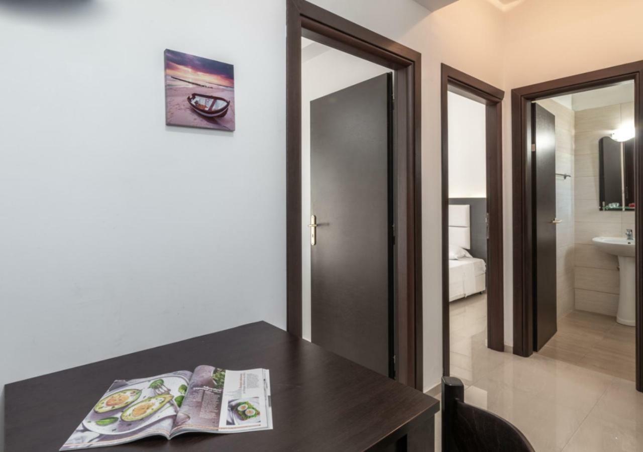 Villa Antonis Deluxe Apartments Амуди Экстерьер фото