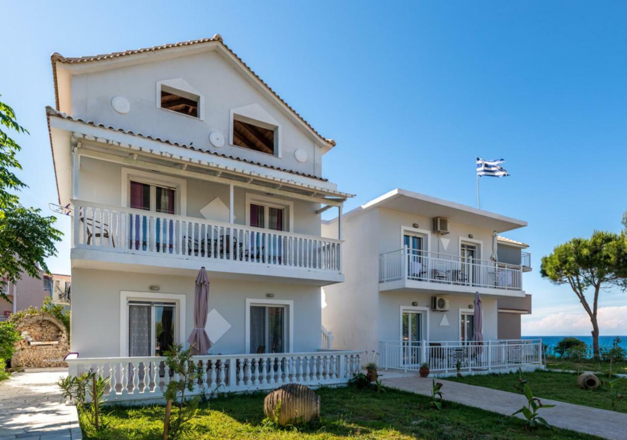 Villa Antonis Deluxe Apartments Амуди Экстерьер фото